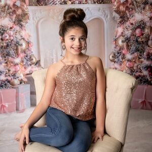 Girls large rose pink top. Chelsea and Violet from Dillards. Gently used